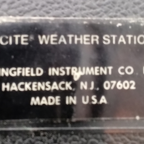 MID-CENTURY LUCITE WEATHER STATION - Picture 5 of 7